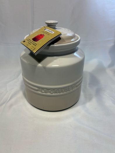 Le Creuset 2.4L Biscuit Jar