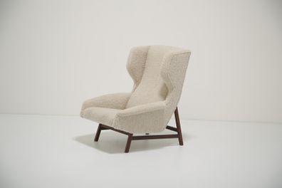 Vintage Sculptural Boucle Wingback Model 877 Armchairs by Gianfranco Frattini for Cassina, Italy, 1950s