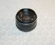 50mm f2 prime lens