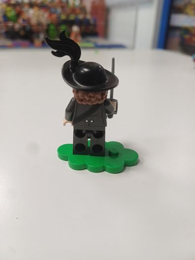 pirates of the caribbean Hector Barbissa poc051