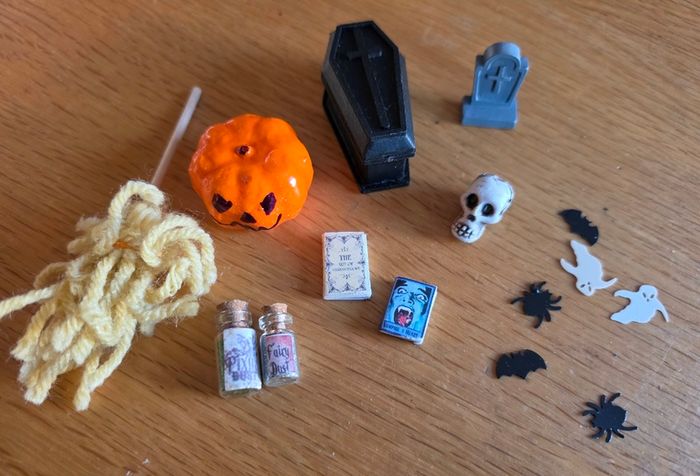 Dolls house Halloween miniatures