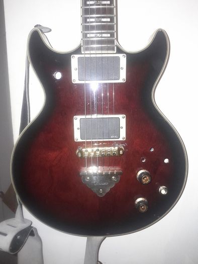 Ibanez ar325