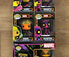 Funko X-Men Blacklight Bundle (5 Pops & T-Shirt)