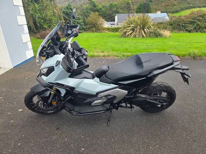 242 Honda X-ADV Very Low Mileage