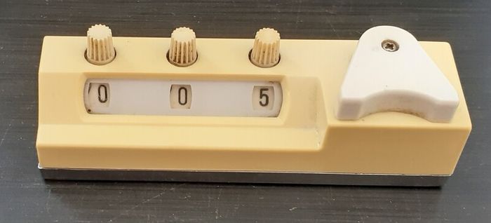Empisal Knitmaster Knitting Machine
