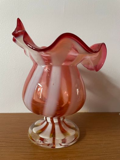Vintage glass handkerchief vase