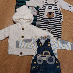 Baby clothes