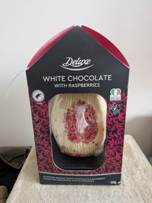 Deluxe White Chocolate Easter Egg