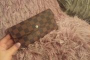LV ladies wallet &amp; card holder