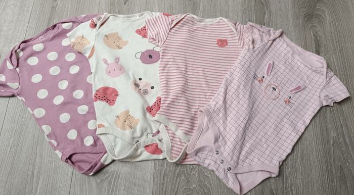 Baby girl NEXT bodysuits (X4) 1.5-2y