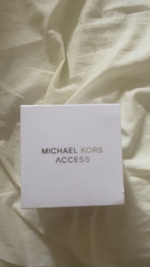 Michael Kors Access Bradshaw Womens Smartwatch