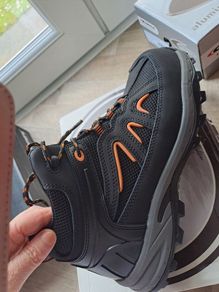 work boot new size 8