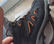 work boot new size 8