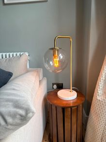 Table lamp