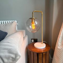 Table lamp