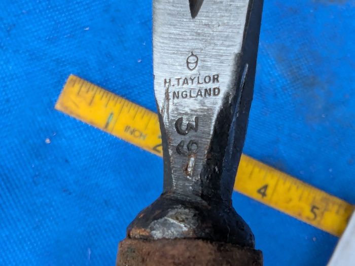 Woodcarvers Vee Chisel