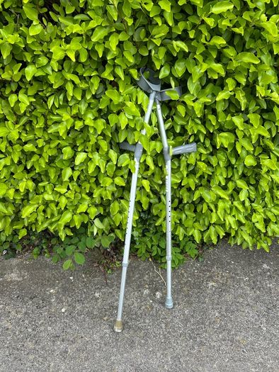 Crutches