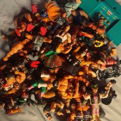 Restlwers 90s collectibles