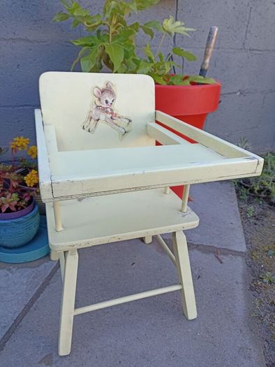 Vintage baby chair