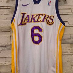 LeBron James Lakers jersey