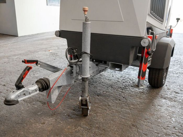 MacGen MacLite Compact LED Lighting Tower | Yanmar