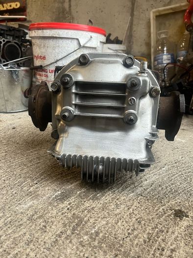 Nissan S/R chassis 6 bolt welded diff
