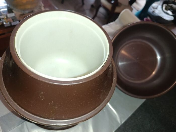 Globe ice bucket
