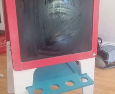 kids easel