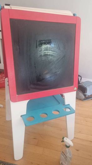kids easel