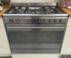 Smeg cooker freestanding 90cm