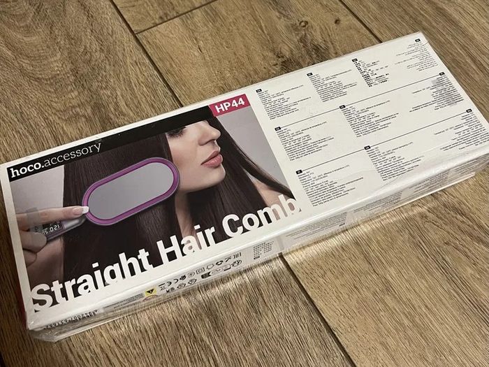 Electric straightening hair comb with digital display