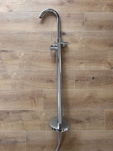 Floor standing Bath Tap and Mixer