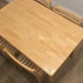 Kitchen table and 4 chairs in very good condition Image 2