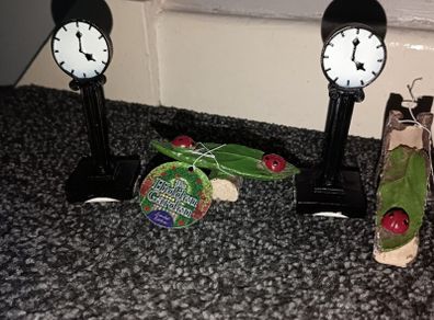 Miniature garden ornaments