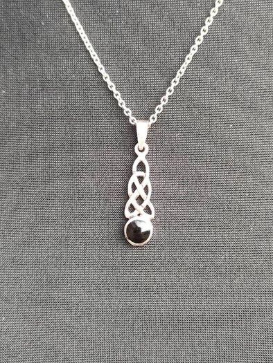 Celtic Knot and Onyx Sterling Silver pendant set