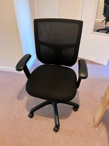 Ergonomic Mesh Office Chair