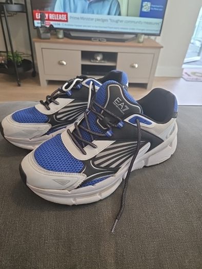 mens trainers (UK 12)