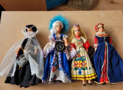 Vintage collectibe Rexard dolls