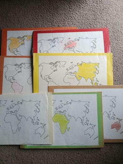 Montessori Continent Folders