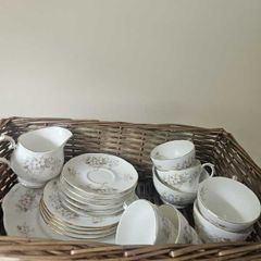Vintage Duchess Bone China Tea Set - Lansbury