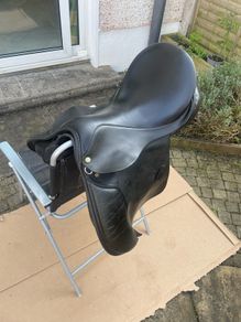 Saddle plus accessories