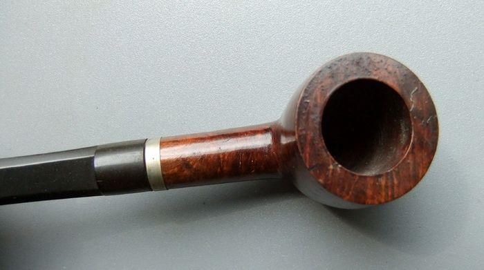Oriel Pipe