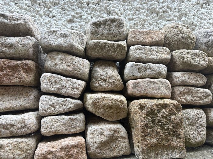 Granite edging stones
