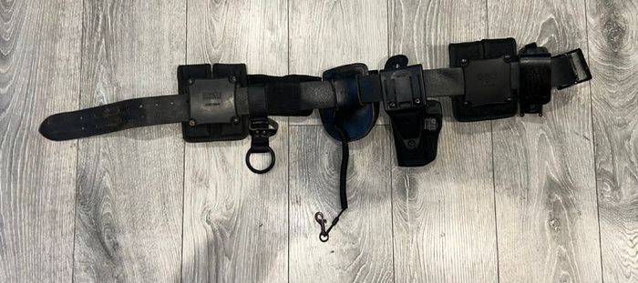 Genuine PSNI (Police Service of Northern Ireland) duty belt setup complete with multiple original Bianchi International components