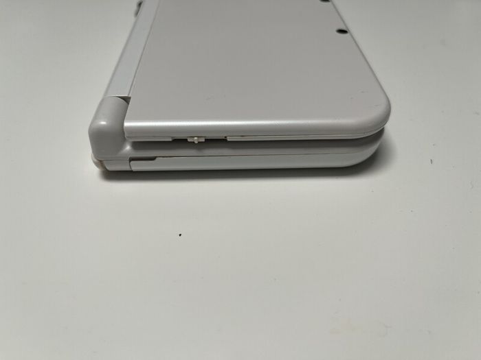 New Nintendo 3DS LL White Modded