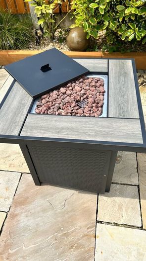 Gas Fire Pit and waterproof cover