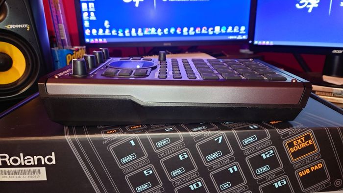 Roland SP404 MkII Sampler