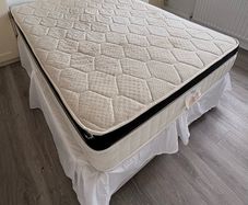 double bed - free