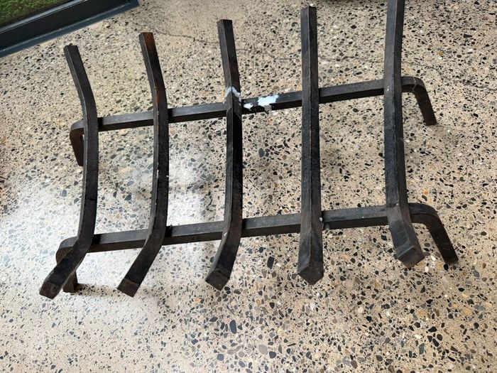 Iron fire grate