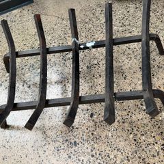Iron fire grate